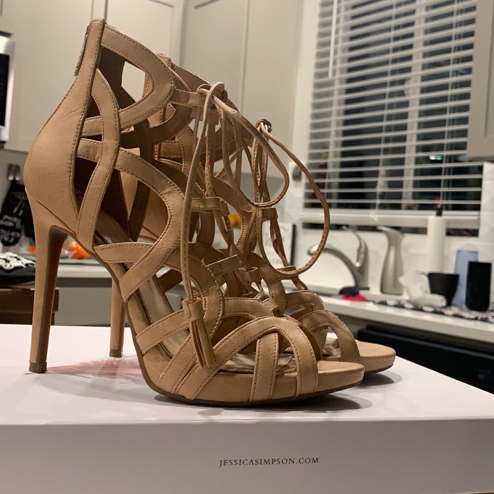 Jessica Simpsons tan  stilettos brand new worn once